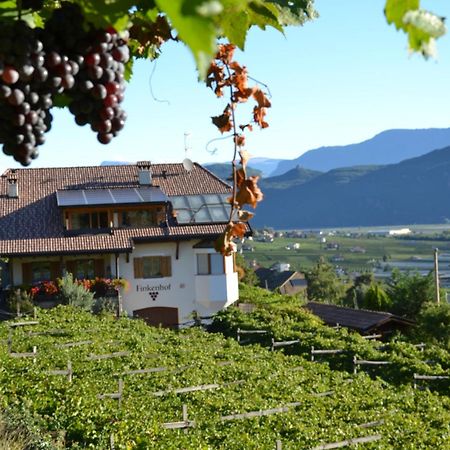 Finkenhof: Ferienwohungen - Urlaub Auf Dem Bauernhof Apartamento Termeno Exterior foto
