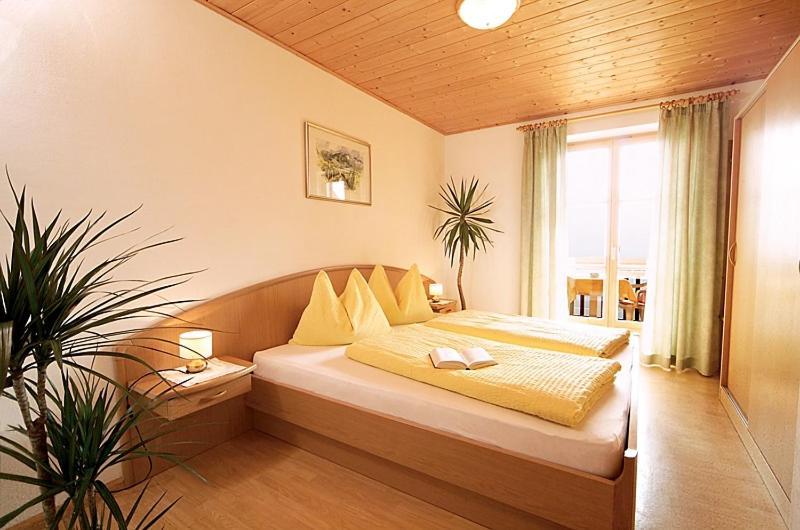 Finkenhof: Ferienwohungen - Urlaub Auf Dem Bauernhof Apartamento Termeno Exterior foto