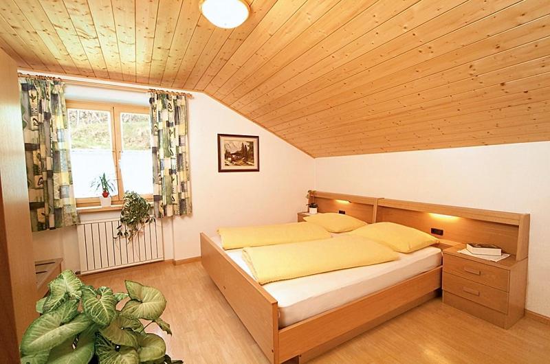 Finkenhof: Ferienwohungen - Urlaub Auf Dem Bauernhof Apartamento Termeno Exterior foto